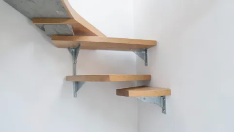 schody półkowe montaż